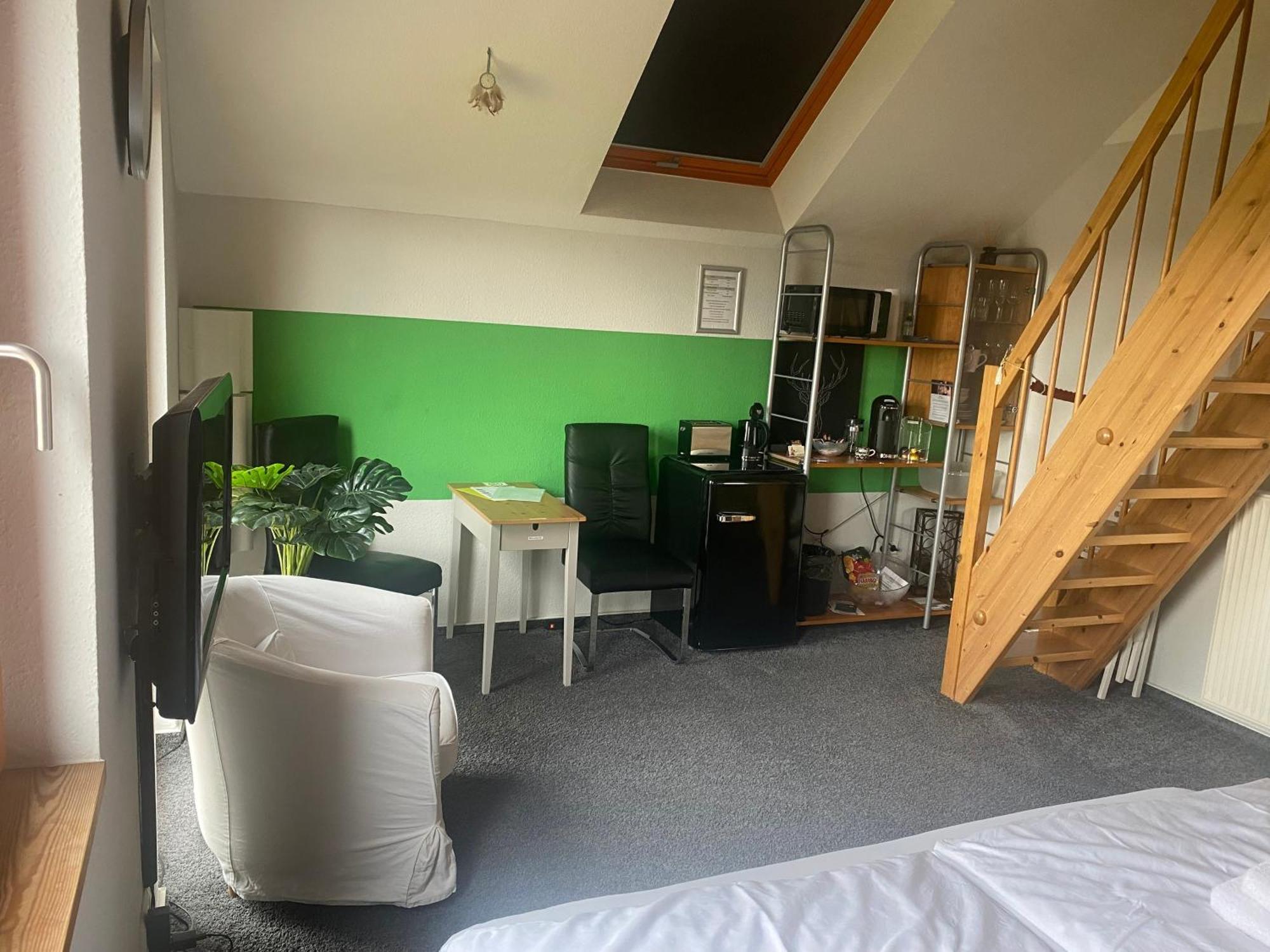 Maisonette-Ferienzimmer Am Backhausgarten Flonheim Eksteriør billede